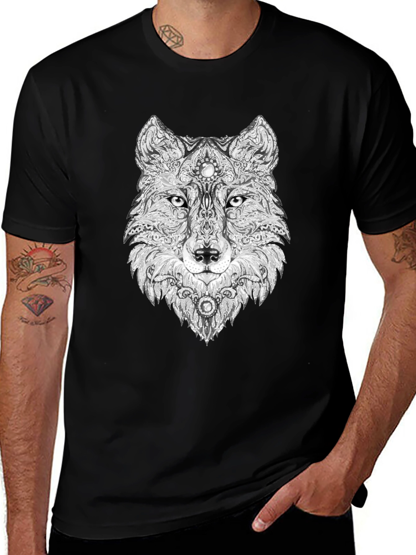 Wolf Graphic Black T-Shirt - Unique Animal Design
