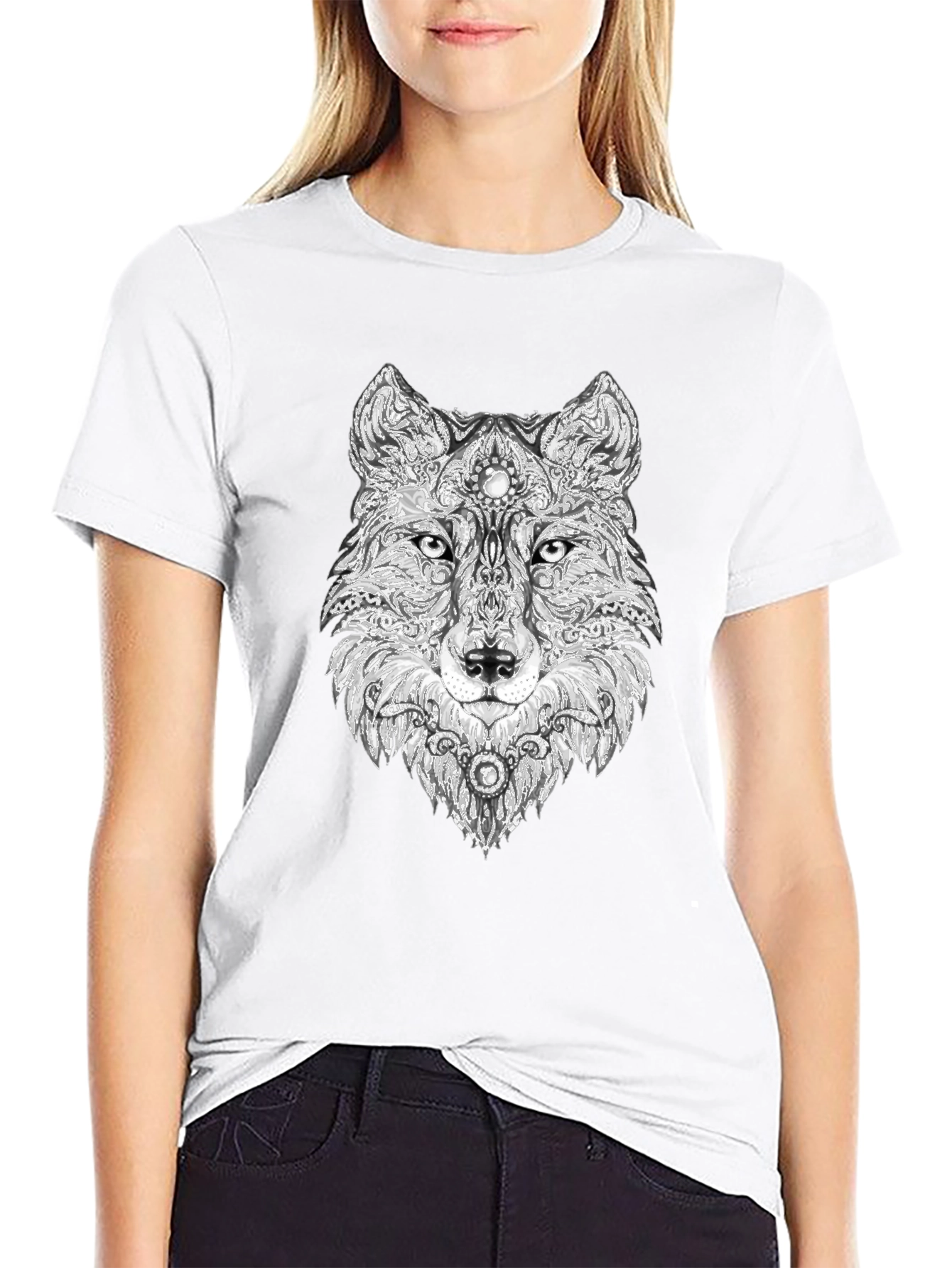 Wolf Graphic Black T-Shirt - Unique Animal Design